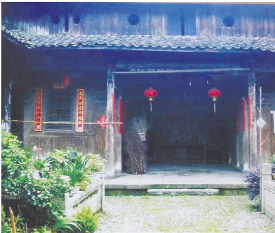 嵊州·崇仁古镇——白墙灰瓦的江南风情